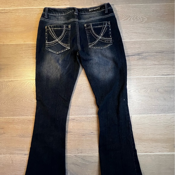 RED RIVET Boot Cut Denim Jeans Distressed w/ Bling Pockets Dark Blue Size 11 - Picture 6 of 10